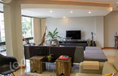 Apartamento com 3 quartos à venda na avenida montreal, 483, jardim lindóia, porto alegre, 135 m2 por r$ 900.000