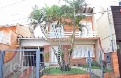 Casa com 3 quartos à venda na rua bento gonçalves, 1578, centro, são leopoldo, 170 m2 por r$ 600.000