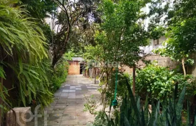 Casa com 4 quartos à venda na rua eça de queiroz, 156, petrópolis, porto alegre, 363 m2 por r$ 1.800.000