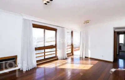 Apartamento com 3 quartos à venda na rua comendador rheingantz, 555, auxiliadora, porto alegre, 143 m2 por r$ 1.150.000
