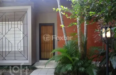 Casa com 4 quartos à venda na rua vital brasil, 160, jardim itu sabará, porto alegre, 174 m2 por r$ 912.000