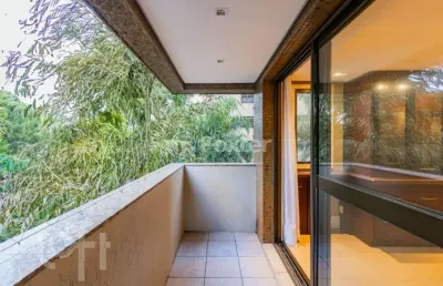 Apartamento com 3 quartos à venda na avenida luiz manoel gonzaga, 100, três figueiras, porto alegre, 143 m2 por r$ 1.500.000
