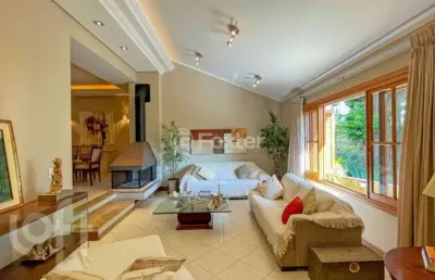 Casa com 4 quartos à venda na rua moema, 547, chácara das pedras, porto alegre, 313 m2 por r$ 2.177.000