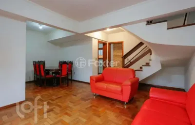 Casa com 2 quartos à venda na rua heitor manganelli, 397, jardim itu sabará, porto alegre, 131 m2 por r$ 560.000