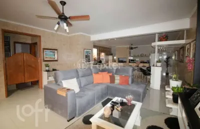 Casa com 3 quartos à venda na travessa comandante gustavo cramer, 131, jardim lindóia, porto alegre, 385 m2 por r$ 2.500.000
