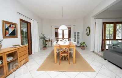 Casa com 6 quartos à venda na rua crisógono vieira da cruz, 561, lagoa da conceição, florianópolis, 506 m2 por r$ 4.600.000