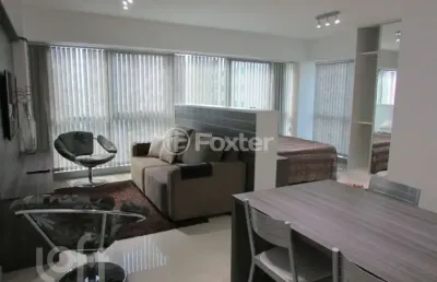Apartamento com 1 quarto à venda na avenida borges de medeiros, 2277, centro histórico, porto alegre, 46 m2 por r$ 540.000