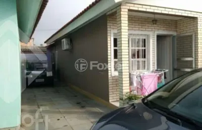 Casa em condomínio fechado com 2 quartos à venda na rua engenheiro kindler, 1320, harmonia, canoas, 57 m2 por r$ 270.000