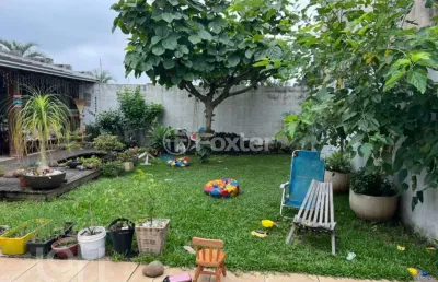 Casa com 3 quartos à venda na rua sevilha, 474, canudos, novo hamburgo, 174 m2 por r$ 690.000