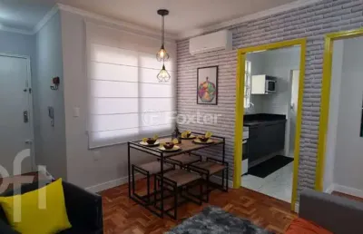 Apartamento com 2 quartos à venda na rua felipe camarão, 225, rio branco, porto alegre, 56 m2 por r$ 400.000