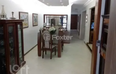 Casa com 4 quartos à venda na rua veríssimo rosa, 138, jardim botânico, porto alegre, 206 m2 por r$ 1.263.500