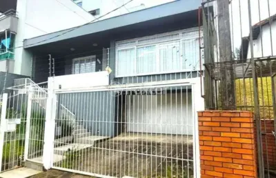 Casa com 3 quartos à venda na rua riveira, 542, petrópolis, porto alegre, 242 m2 por r$ 1.700.000