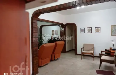Casa com 2 quartos à venda na estrada joão vedana, 587, cavalhada, porto alegre, 180 m2 por r$ 850.000
