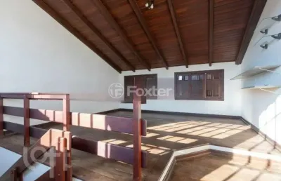 Casa com 3 quartos à venda na avenida da serraria, 800, espírito santo, porto alegre, 220 m2 por r$ 848.000