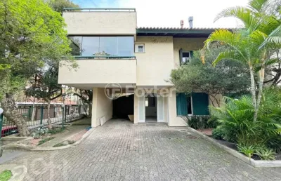Casa em condomínio fechado com 3 quartos à venda na rua gávea, 64, ipanema, porto alegre, 253 m2 por r$ 749.000