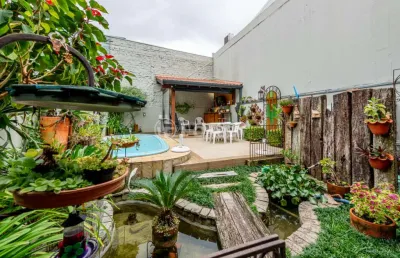 Casa com 3 quartos à venda na rua doutor pio ângelo, 49, ipanema, porto alegre, 272 m2 por r$ 950.000