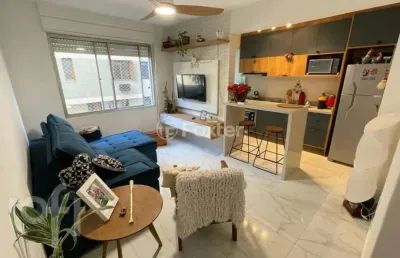 Apartamento com 2 quartos à venda na rua doutor barcelos, 909, tristeza, porto alegre, 58 m2 por r$ 330.000