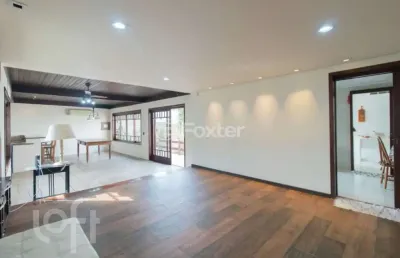 Casa com 3 quartos à venda na rua professor clemente pinto, 720, medianeira, porto alegre, 253 m2 por r$ 850.000
