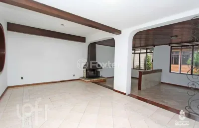 Casa com 4 quartos à venda na rua veronese, 52, são sebastião, porto alegre, 300 m2 por r$ 1.000.000