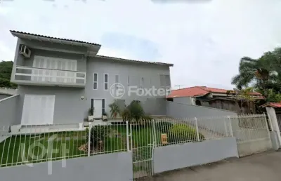 Casa com 4 quartos à venda na rua pau de canela, 536, rio tavares, florianópolis, 222 m2 por r$ 1.802.000