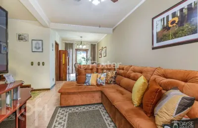 Casa com 3 quartos à venda na rua abaeté, 387, sarandi, porto alegre, 225 m2 por r$ 990.000