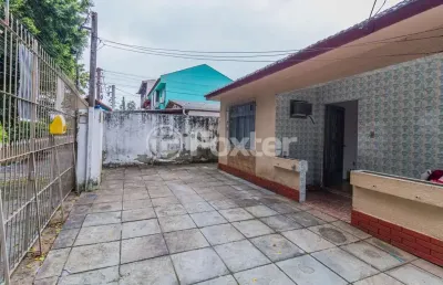 Casa com 3 quartos à venda na avenida capivari, 2360, cristal, porto alegre, 150 m2 por r$ 370.000