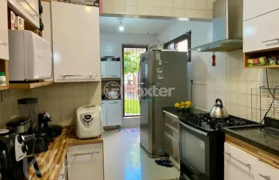 Casa com 3 quartos à venda na rua hugo livi, 280, morro santana, porto alegre, 81 m2 por r$ 450.000