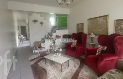 Casa com 4 quartos à venda na rua gomes jardim, 849, santana, porto alegre, 256 m2 por r$ 745.000