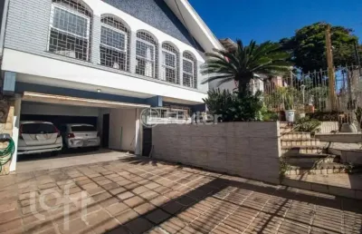 Casa com 3 quartos à venda na rua paulino chaves, 427, santo antônio, porto alegre, 250 m2 por r$ 1.099.000