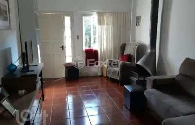 Casa com 2 quartos à venda na avenida frei henrique de coimbra, 185, vila ipiranga, porto alegre, 85 m2 por r$ 350.000
