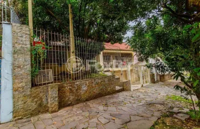 Casa comercial com 2 salas à venda na rua fagundes varela, 153, santo antônio, porto alegre, 300 m2 por r$ 1.250.000