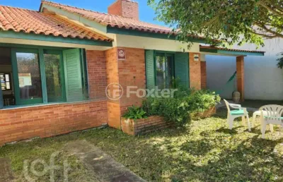 Casa com 3 quartos à venda na rua das rosas, 4004, capão novo, capão da canoa, 110 m2 por r$ 490.000