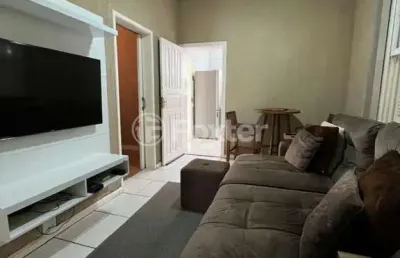Casa com 3 quartos à venda na rua nossa senhora das graças, 160, glória, porto alegre, 152 m2 por r$ 700.000