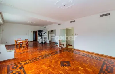 Casa com 4 quartos à venda na rua catão coelho, 101, medianeira, porto alegre, 322 m2 por r$ 1.910.000