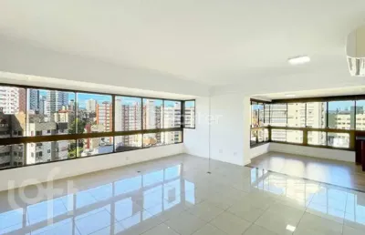 Apartamento com 4 quartos à venda na rua pedro chaves barcelos, 961, auxiliadora, porto alegre, 183 m2 por r$ 2.640.000