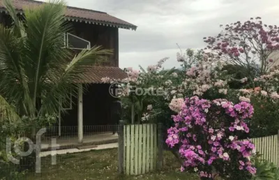 Casa em condomínio fechado com 1 quarto à venda na rodovia açoriana, 2390, tapera, florianópolis, 50 m2 por r$ 538.000