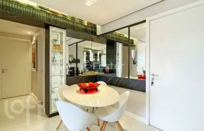 Apartamento com 2 quartos à venda na rua josé do patrocínio, 913, cidade baixa, porto alegre, 63 m2 por r$ 769.000