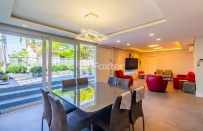 Casa com 3 quartos à venda na rua mozart, 98, três figueiras, porto alegre, 310 m2 por r$ 2.290.000