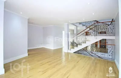 Casa com 3 quartos à venda na rua barão do guaíba, 719, menino deus, porto alegre, 294 m2 por r$ 2.100.000