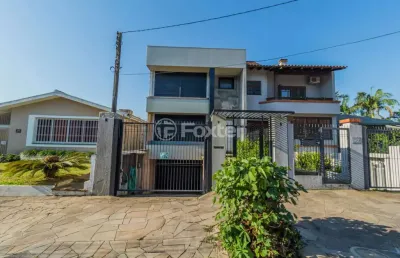 Casa com 3 quartos à venda na rua manajó, 192, vila assunção, porto alegre, 307 m2 por r$ 1.375.000