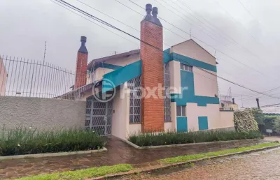 Casa com 4 quartos à venda na rua ivan iglesias, 216, jardim itu sabará, porto alegre, 177 m2 por r$ 650.000