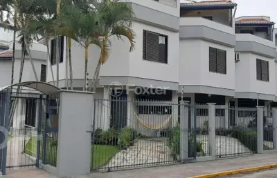 Casa com 3 quartos à venda na rua ranulpho josé de souza sobrinho, 256, canasvieiras, florianópolis, 112 m2 por r$ 720.000