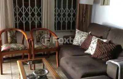 Casa com 2 quartos à venda na rua do canto, 51, bom jesus, porto alegre, 85 m2 por r$ 345.000
