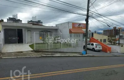 Casa com 3 quartos à venda na rua felipe neves, 608, canto, florianópolis, 135 m2 por r$ 820.000