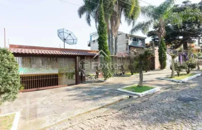 Casa com 7 quartos à venda na rua estácio de sá, 332, chácara das pedras, porto alegre, 470 m2 por r$ 1.544.000