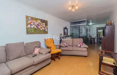 Casa com 3 quartos à venda na avenida cruz alta, 188, nonoai, porto alegre, 253 m2 por r$ 850.000
