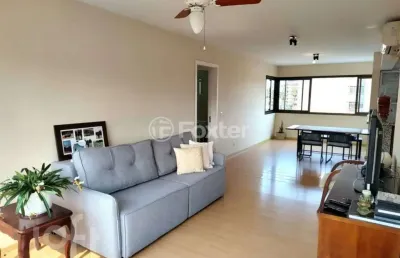 Apartamento com 3 quartos à venda na rua felipe camarão, 651, rio branco, porto alegre, 104 m2 por r$ 1.350.000