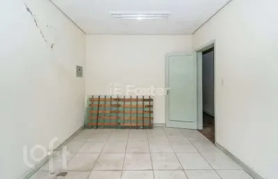 Casa com 4 quartos à venda na rua miguel couto, 282, menino deus, porto alegre, 260 m2 por r$ 1.900.000