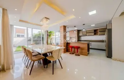 Casa em condomínio fechado com 4 quartos à venda na rua ivo walter kern, 599, hípica, porto alegre, 329 m2 por r$ 1.829.000