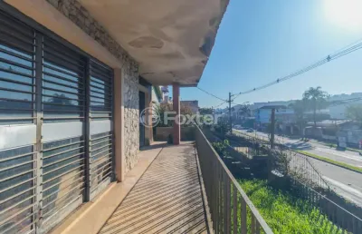 Casa com 4 quartos à venda na avenida coronel gastão haslocher mazeron, 447, medianeira, porto alegre, 140 m2 por r$ 449.900